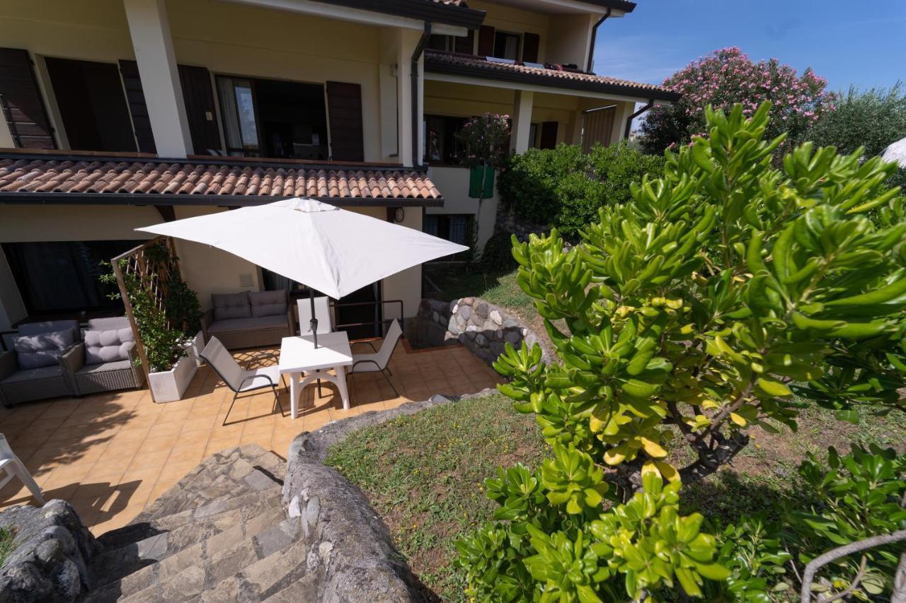 Residence Primera Moniga del Garda Habitación foto
