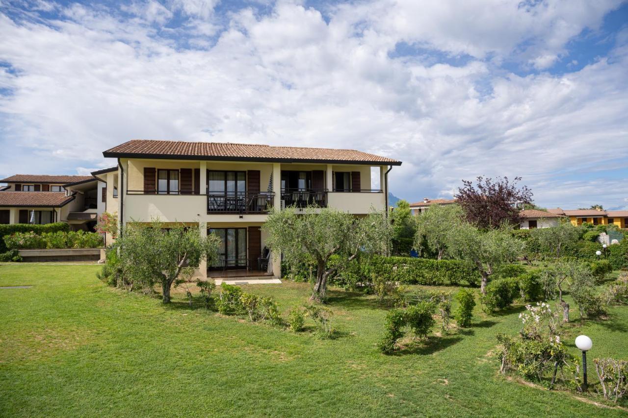Residence Primera Moniga del Garda Exterior foto