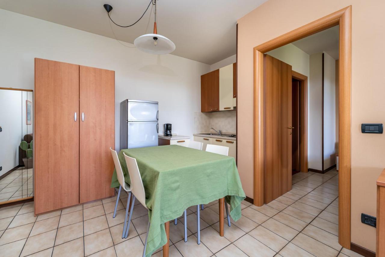 Residence Primera Moniga del Garda Exterior foto