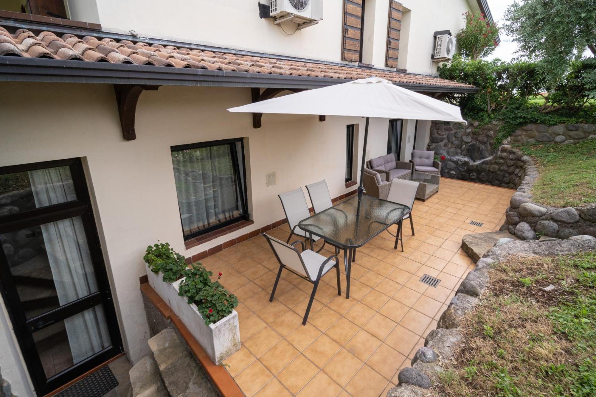 Residence Primera Moniga del Garda Habitación foto